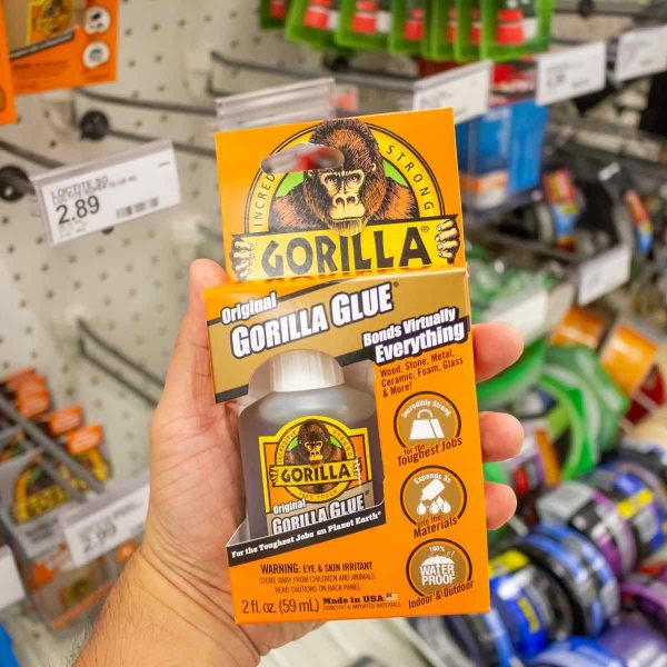 how to remove gorilla glue from plastic